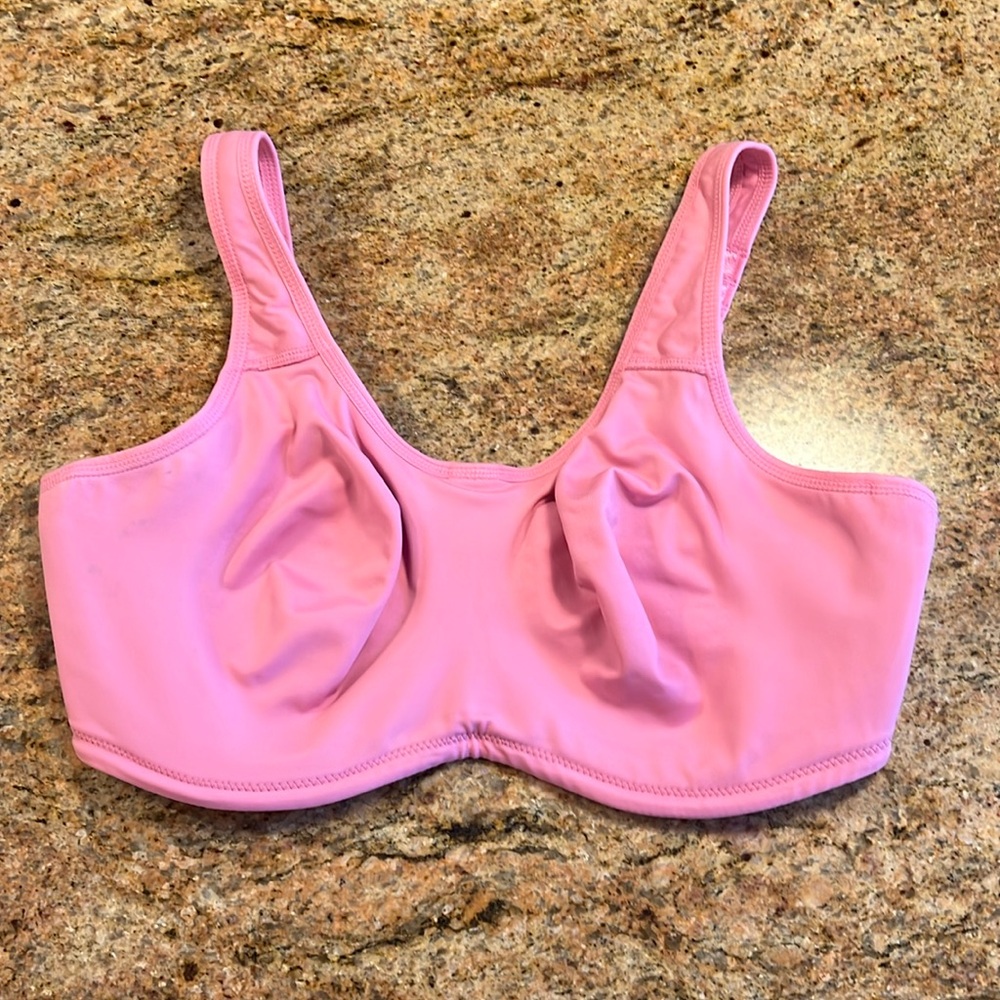 Sports bra.  Wacoal. 36DD